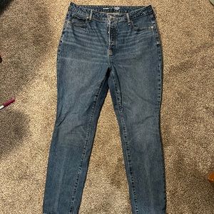 Old Navy Extra High-Rise Pop Icon Skinny Jeans with Secret Smooth Pockets